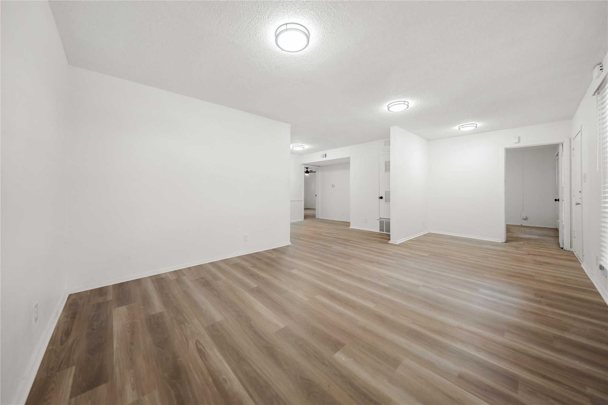 101 E 33rd ST 104