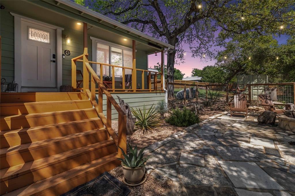 1403 Minnie DR