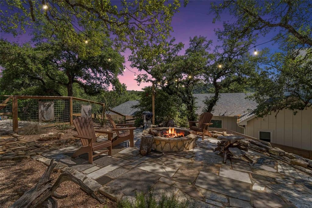1403 Minnie DR