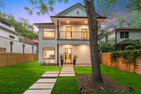Photo of 2004 Riverview ST, Austin, TX 78702 (MLS # 8842347)