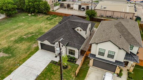 Tiny photo for 303 W Lane Ave, Manor, TX 78653 (MLS # 8245331)