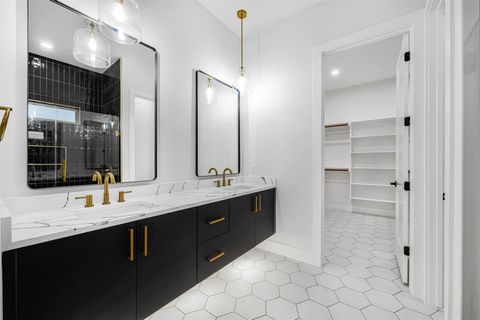 Tiny photo for 303 W Lane Ave, Manor, TX 78653 (MLS # 8245331)