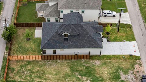 Tiny photo for 303 W Lane Ave, Manor, TX 78653 (MLS # 8245331)