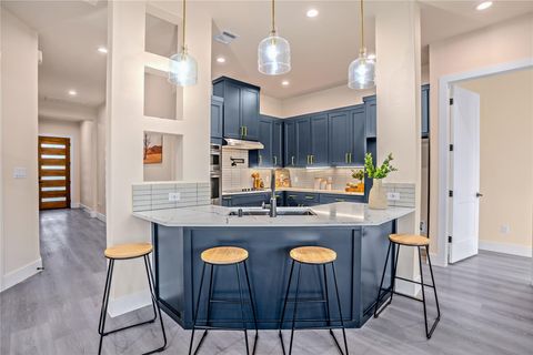 Tiny photo for 303 W Lane Ave, Manor, TX 78653 (MLS # 8245331)