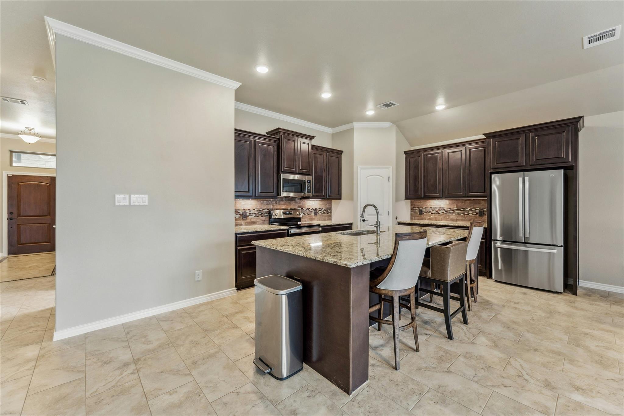500 Seabiscuit DR