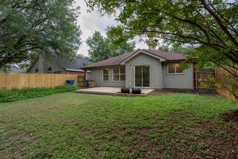 Tiny photo for 6612 Zequiel DR, Austin, TX 78744 (MLS # 3689946)