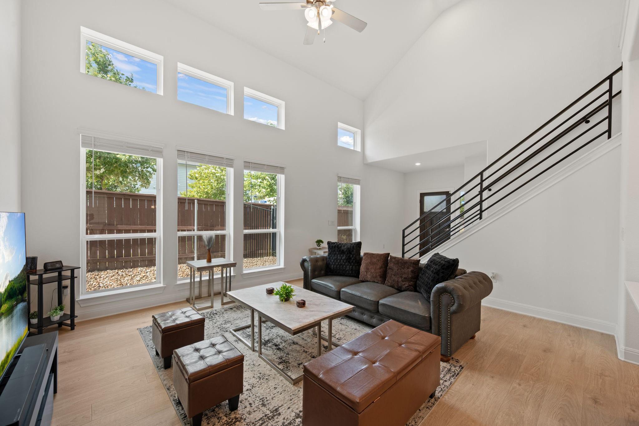 9900 Dawn Pearl DR
