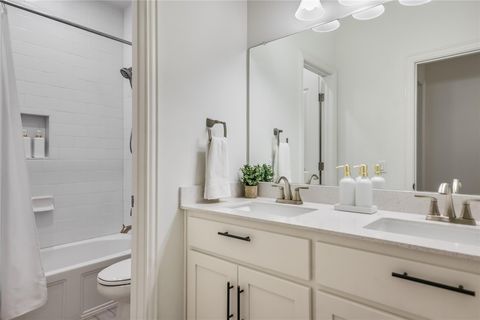 Tiny photo for 5207 Watusi BND #31, Austin, TX 78732 (MLS # 9058491)