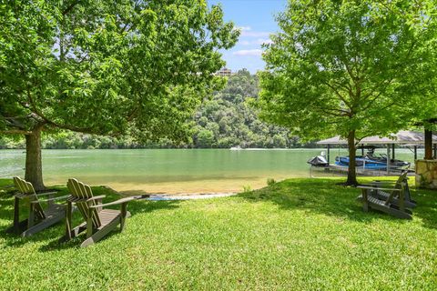 Photo of 2305 Manana ST, Austin, TX 78730 (MLS # 9630861)