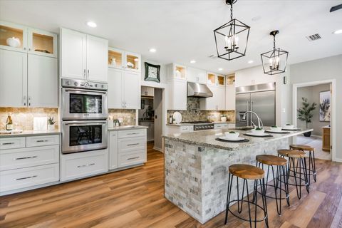 Tiny photo for 2305 Manana ST, Austin, TX 78730 (MLS # 9630861)