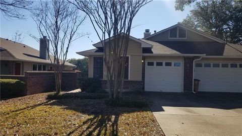 Photo of 1011 Markham LN #B, Austin, TX 78753 (MLS # 1981951)