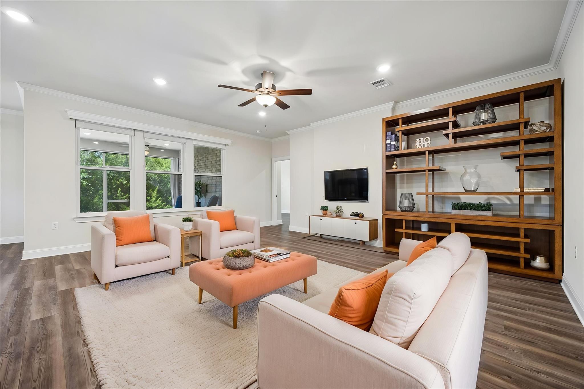 306 Kitty Hawk RD