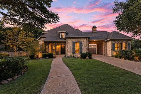 Photo of 12801 Arbor Lake CV, Austin, TX 78732 (MLS # 4999734)