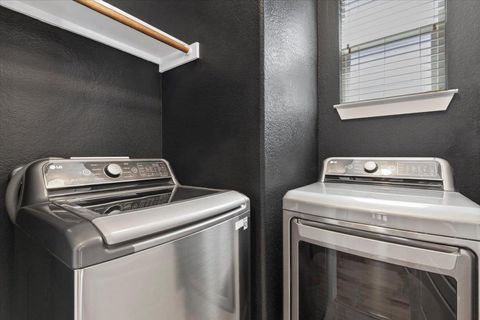 Tiny photo for 7201 Cordelia CT, Austin, TX 78741 (MLS # 1570162)