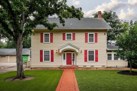 Photo of 3201 West Ave, Austin, TX 78705 (MLS # 9624892)