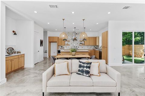 Tiny photo for 106 W Croslin ST #1, Austin, TX 78752 (MLS # 3138065)