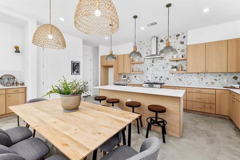 Tiny photo for 106 W Croslin ST #1, Austin, TX 78752 (MLS # 3138065)