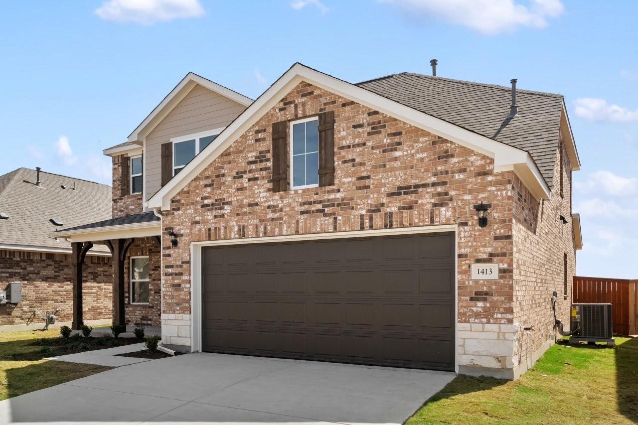 544 Redding WAY