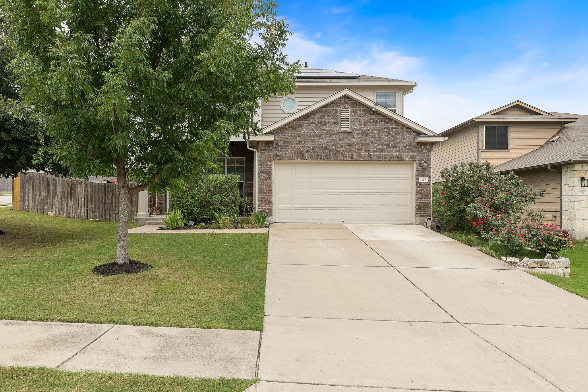 326 Comal RUN