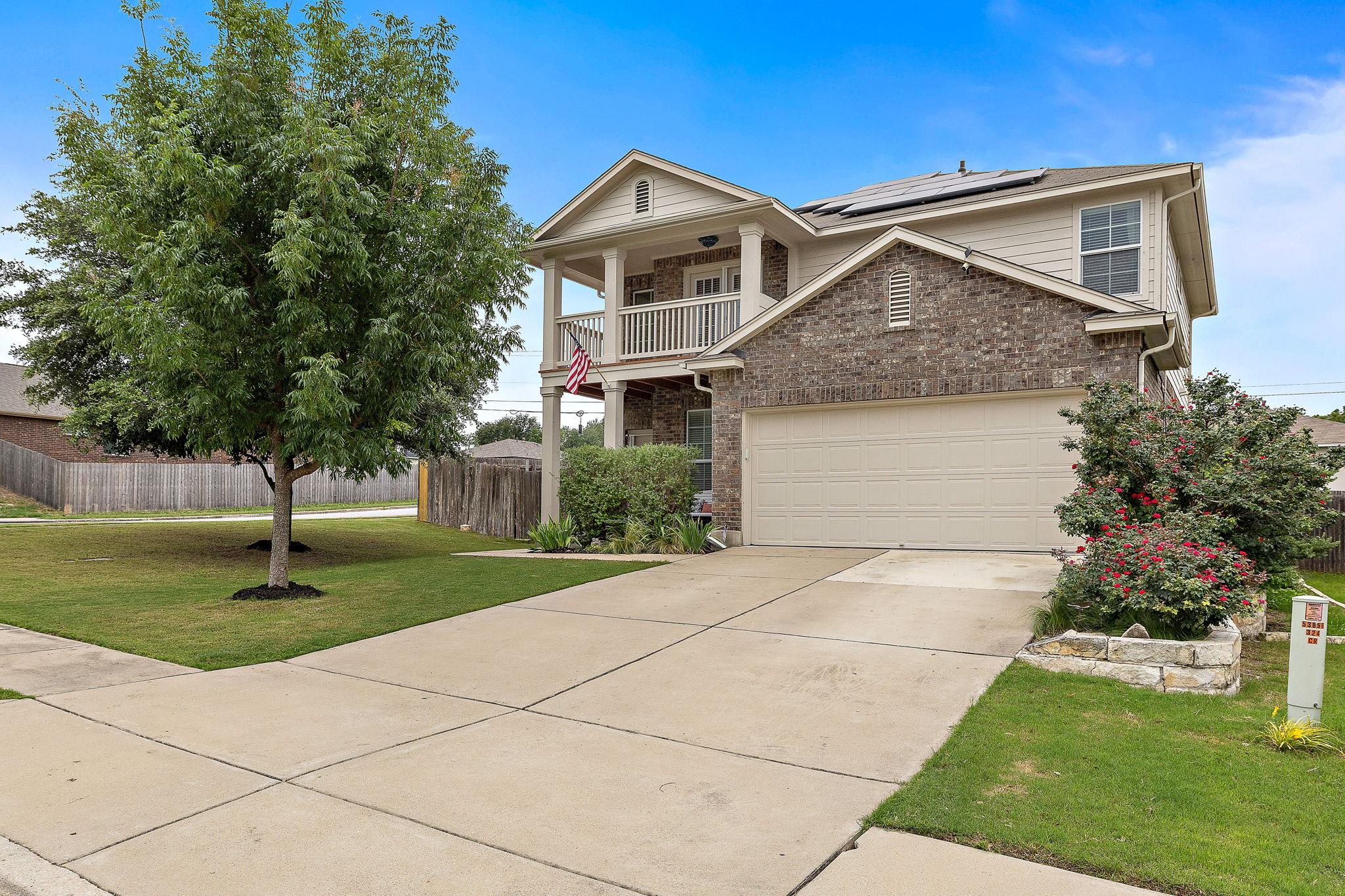 326 Comal RUN