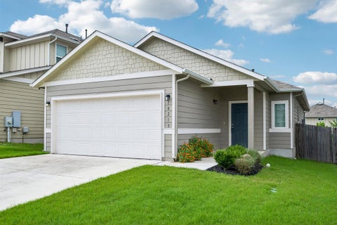 Photo of 10213 Forest Grove DR, Austin, TX 78747 (MLS # 9268759)