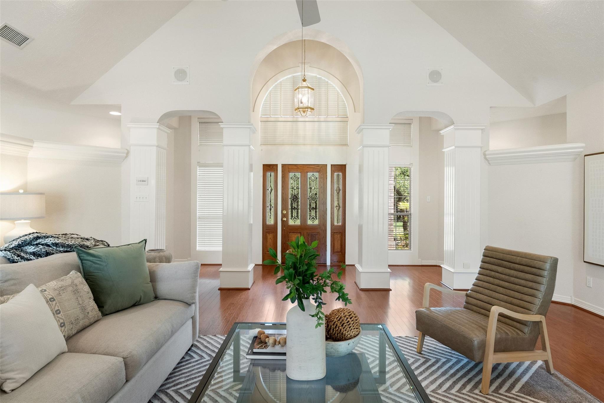 2841 Oak Haven CIR