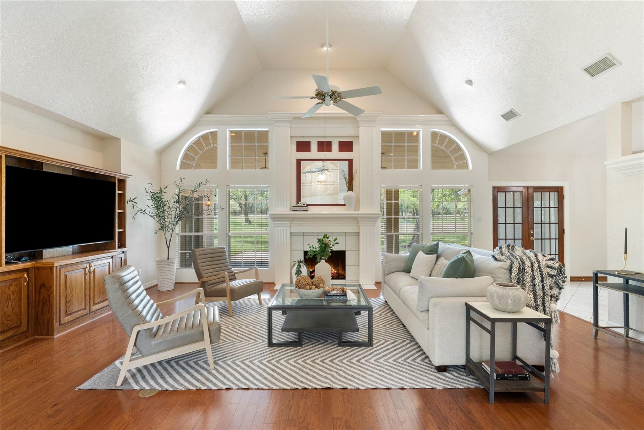 2841 Oak Haven CIR
