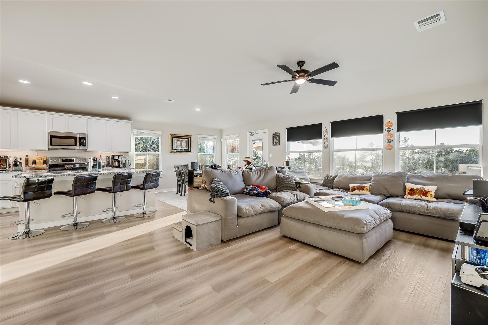 3204 Mount Vernon Ave