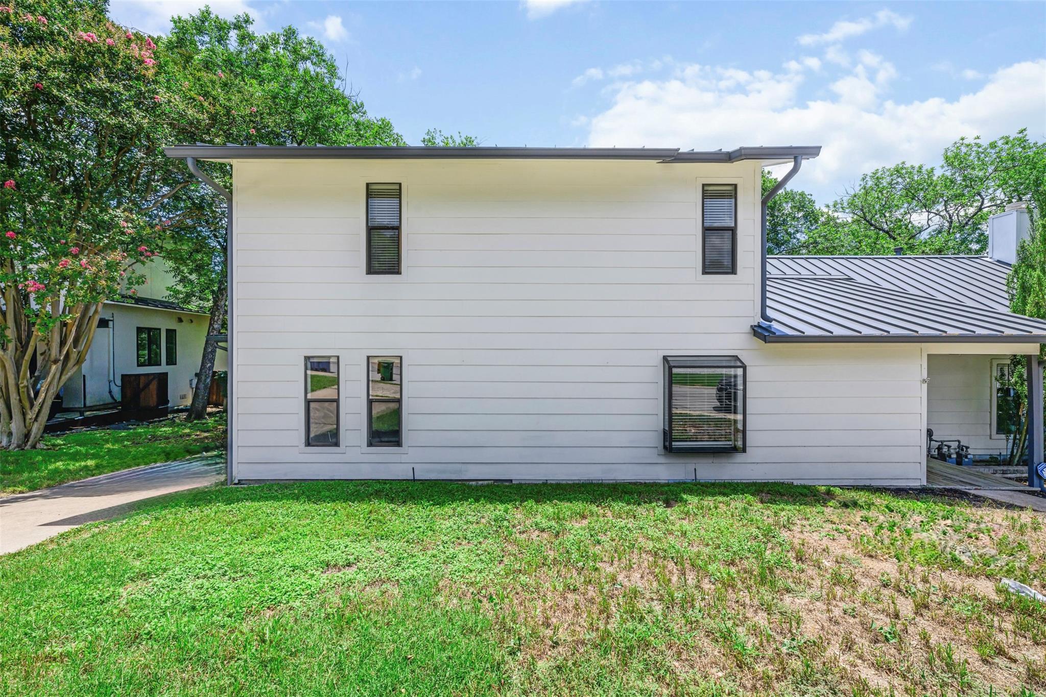 2814 Windsor RD