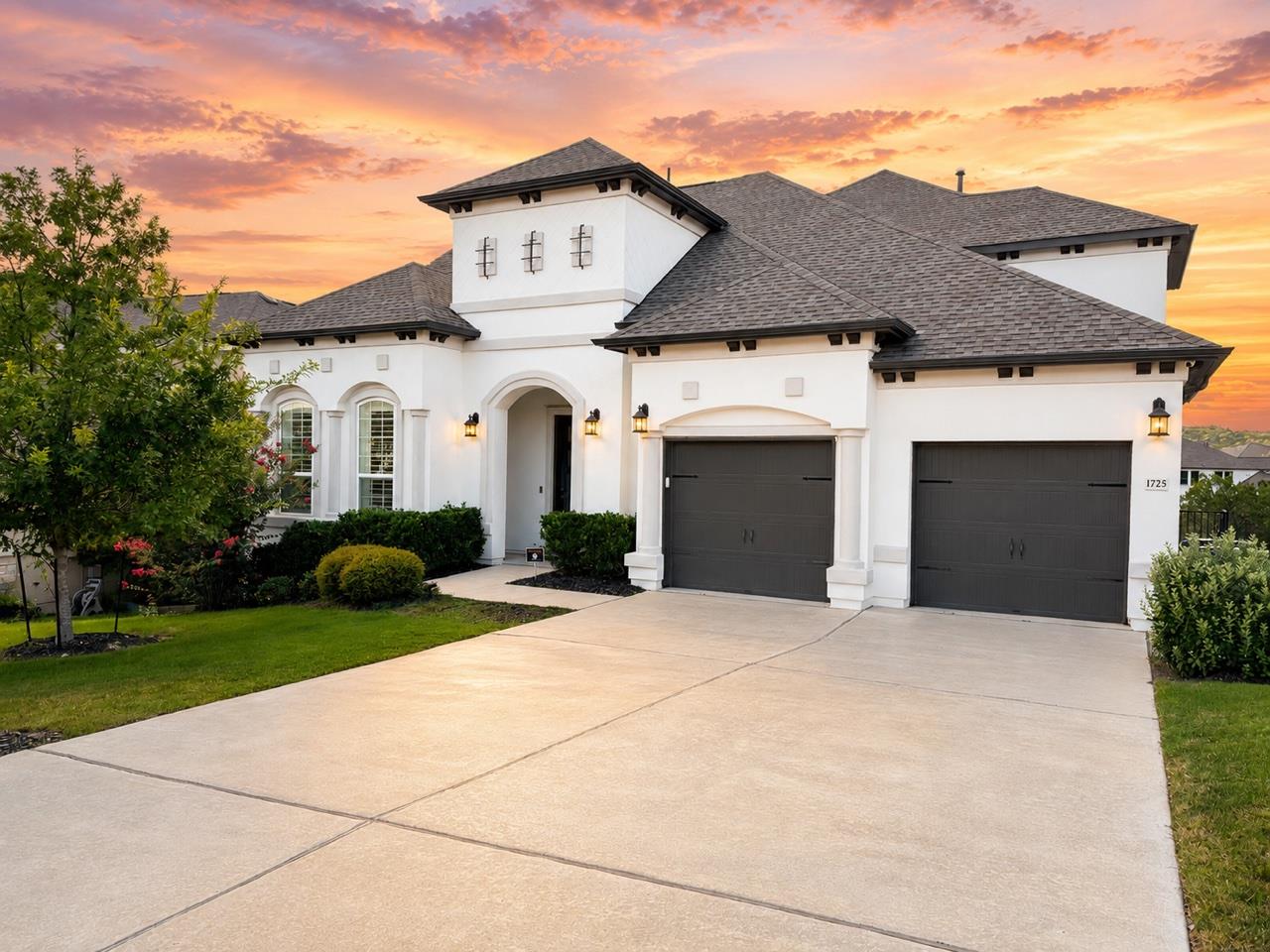 Photo 1 of 2 — 1725 Sunset Vista CV, Leander, TX 78641