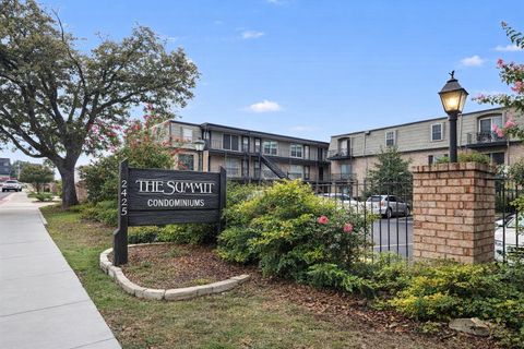 Photo of 2425 Ashdale DR #81, Austin, TX 78757 (MLS # 6129125)