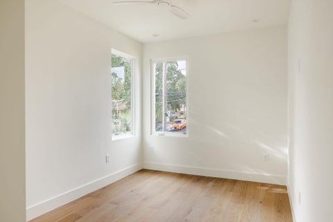 Tiny photo for 2014 E 10th ST, Austin, TX 78702 (MLS # 8142133)