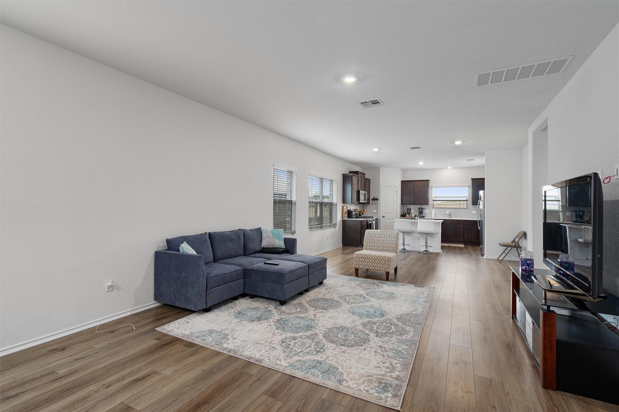 Bastrop, Texas 78602, United States, 4 Bedrooms Bedrooms, ,4 BathroomsBathrooms,Residential,Pending,56850