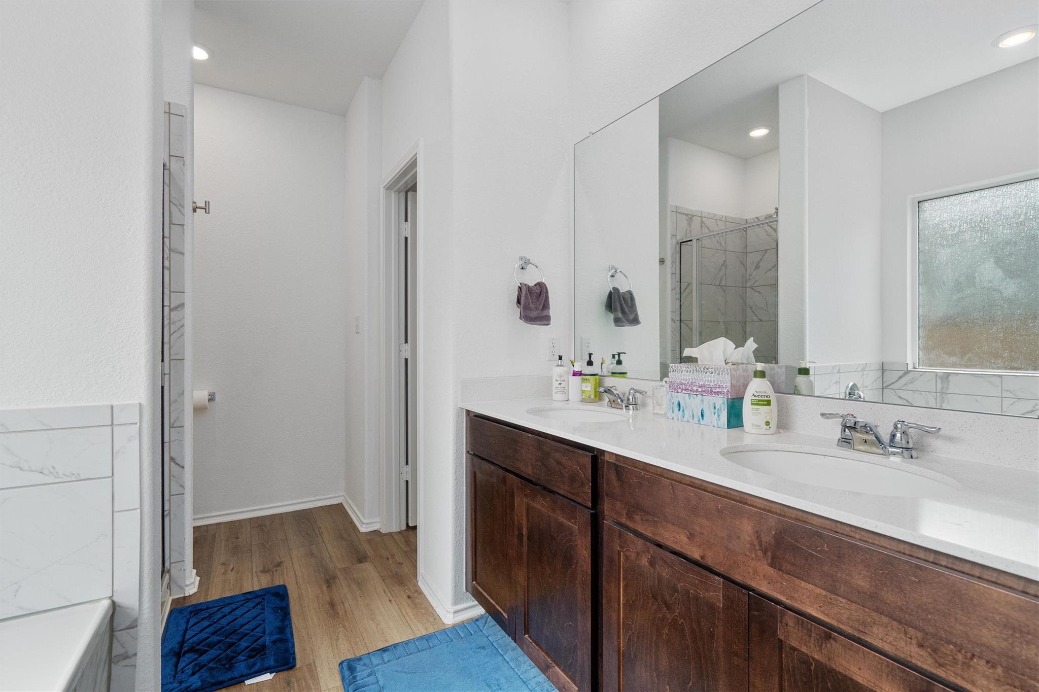 Bastrop, Texas 78602, United States, 4 Bedrooms Bedrooms, ,4 BathroomsBathrooms,Residential,Pending,56850