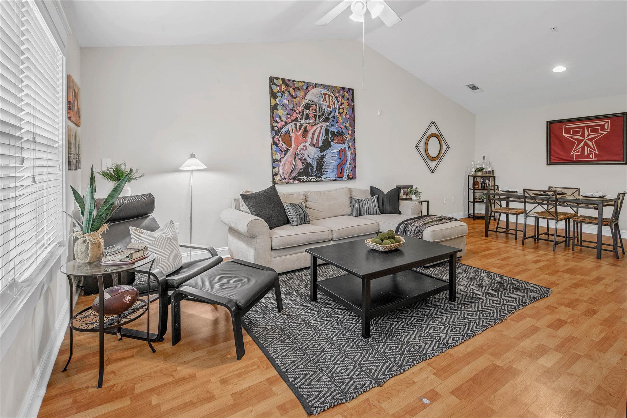 1725 Harvey Mitchell PKWY S 2234