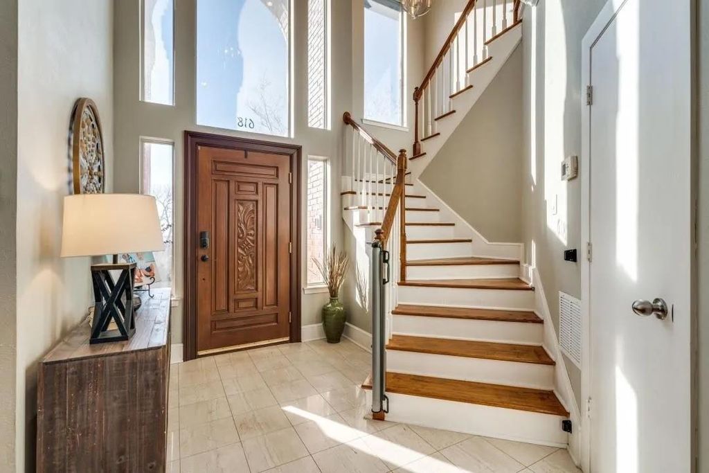 Photo of 618 Knollwood DR, Rockwall, TX 75087 (MLS # 3288022)