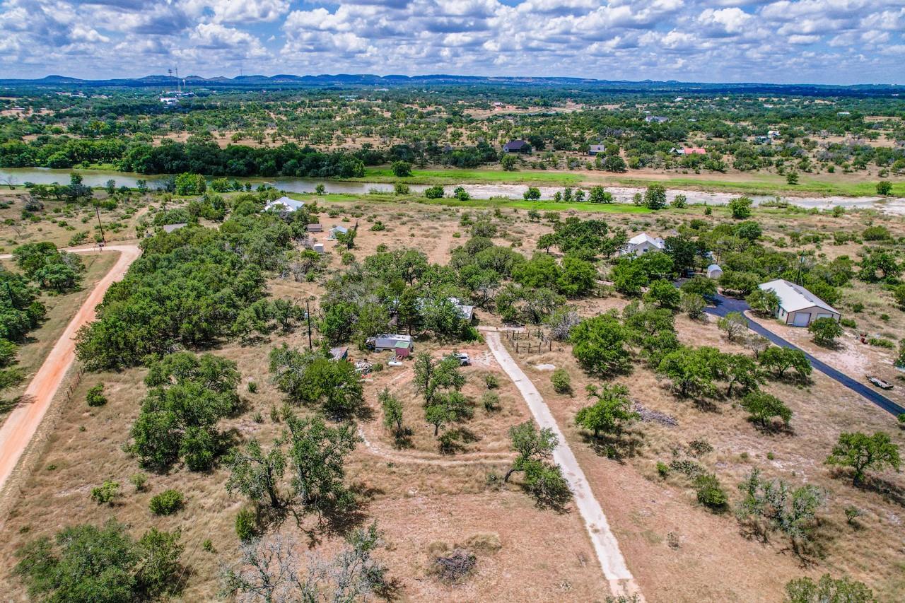 111 River View DR