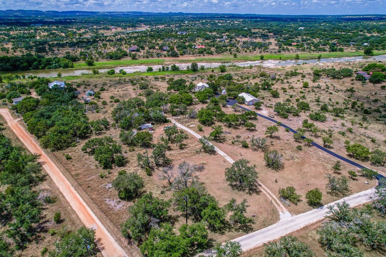 111 River View DR