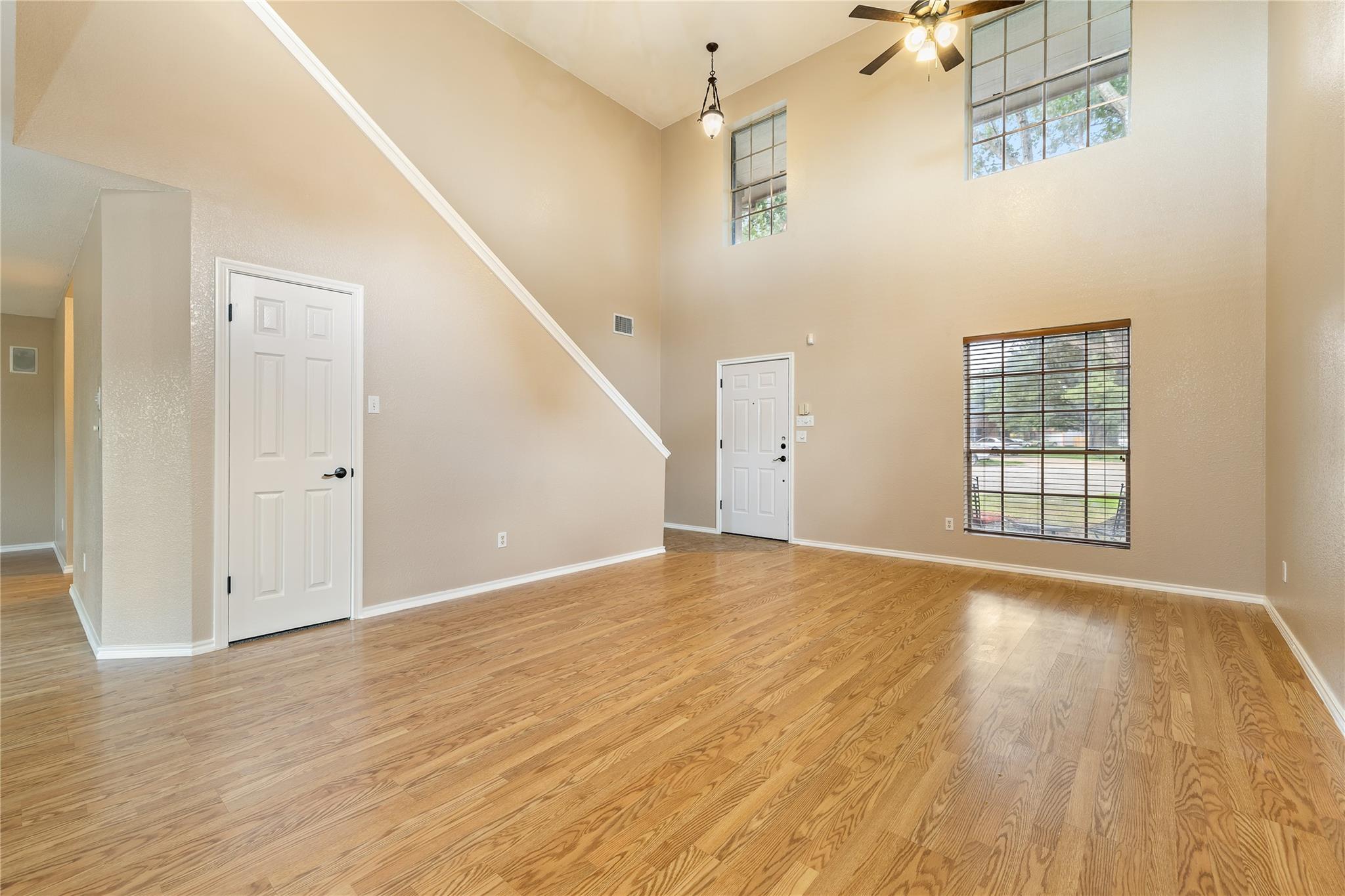 3133 Lake CV