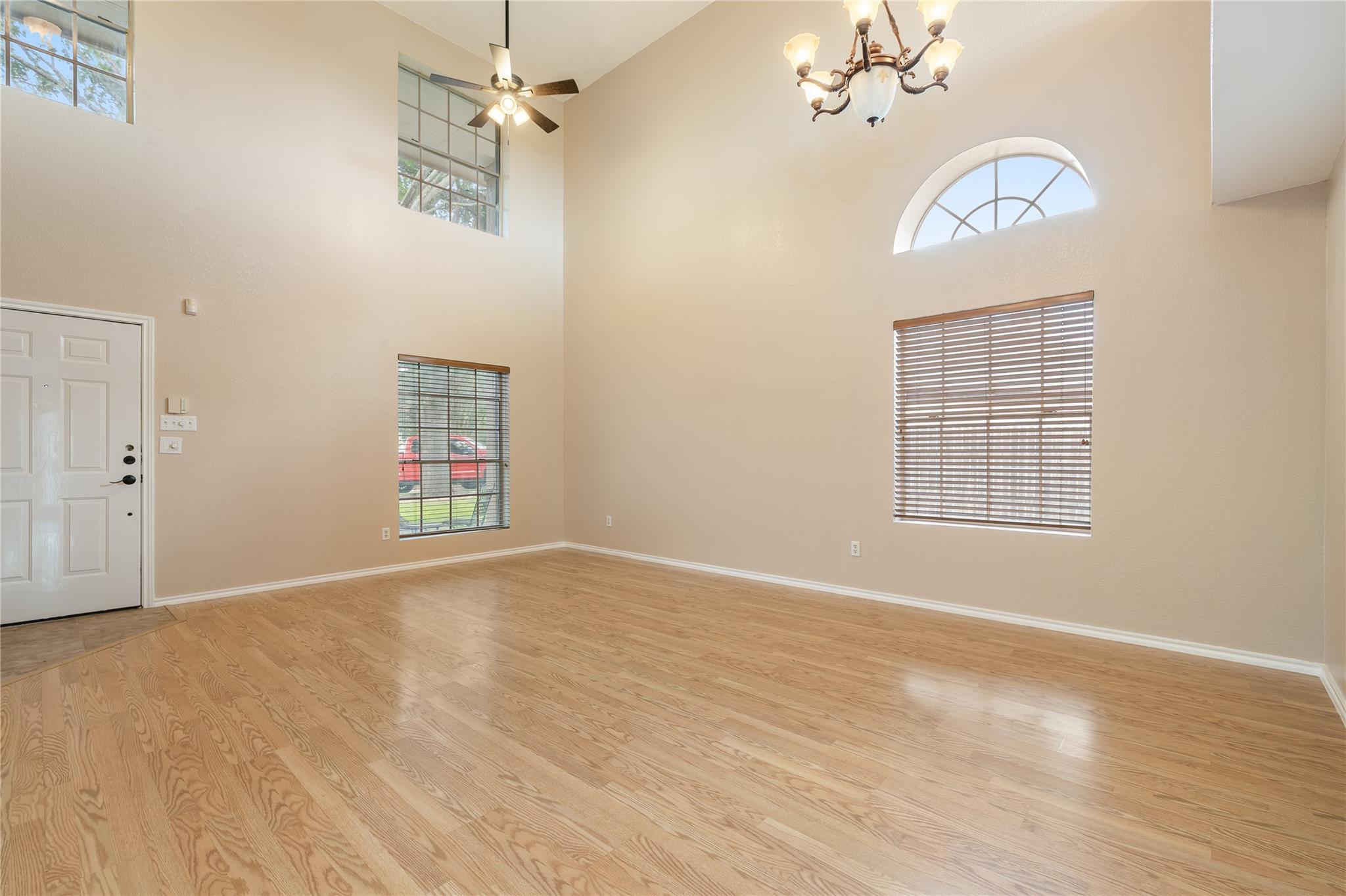 3133 Lake CV