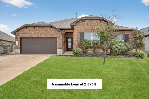 111 Joseph Hawkins LN Bastrop TX 78602