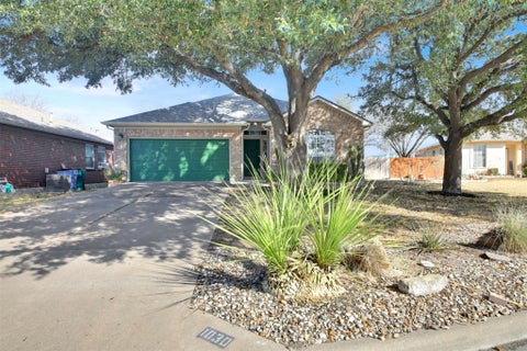 Photo of 1030 Disraeli CIR, Pflugerville, TX 78660 (MLS # 7290150)
