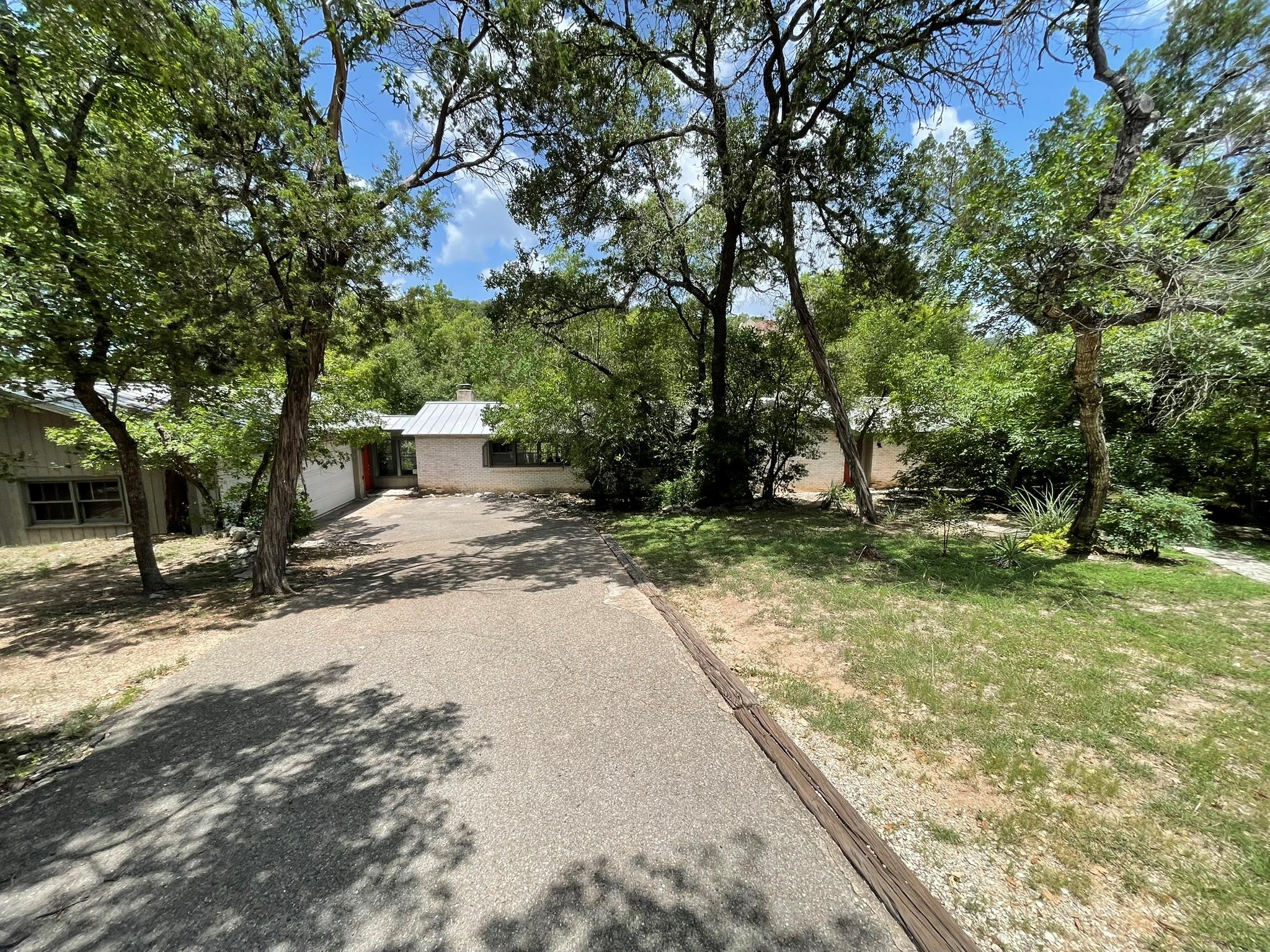 720 Yaupon Valley RD