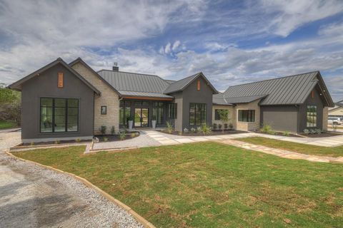 985 Malbec LOOP Canyon Lake TX 78133