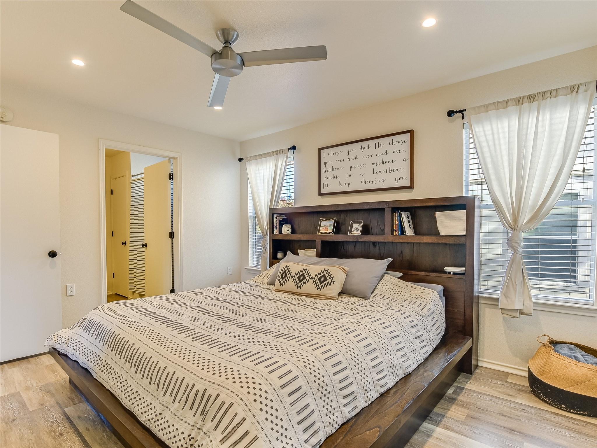 5516 Rayburn LN photo 8