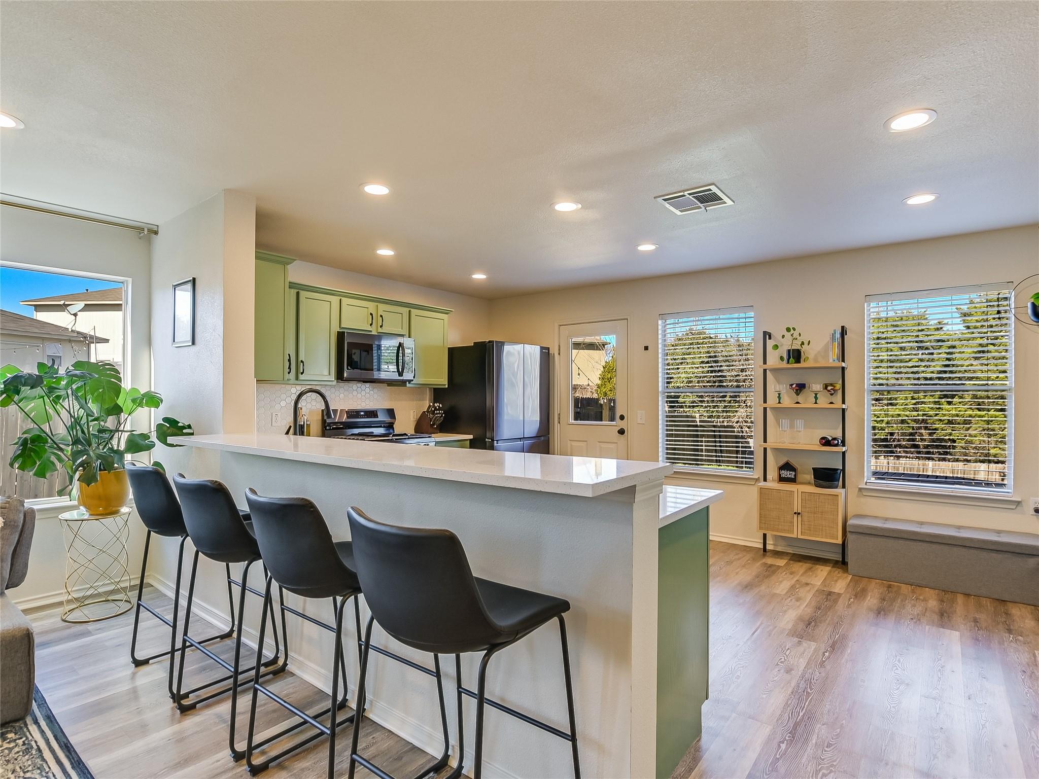 5516 Rayburn LN photo 5