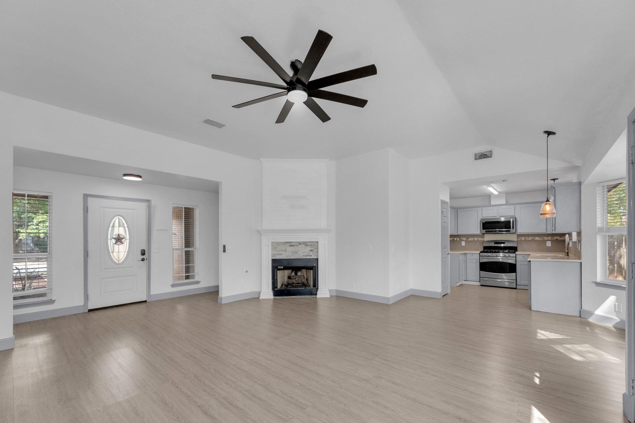 302 CLARKS WAY