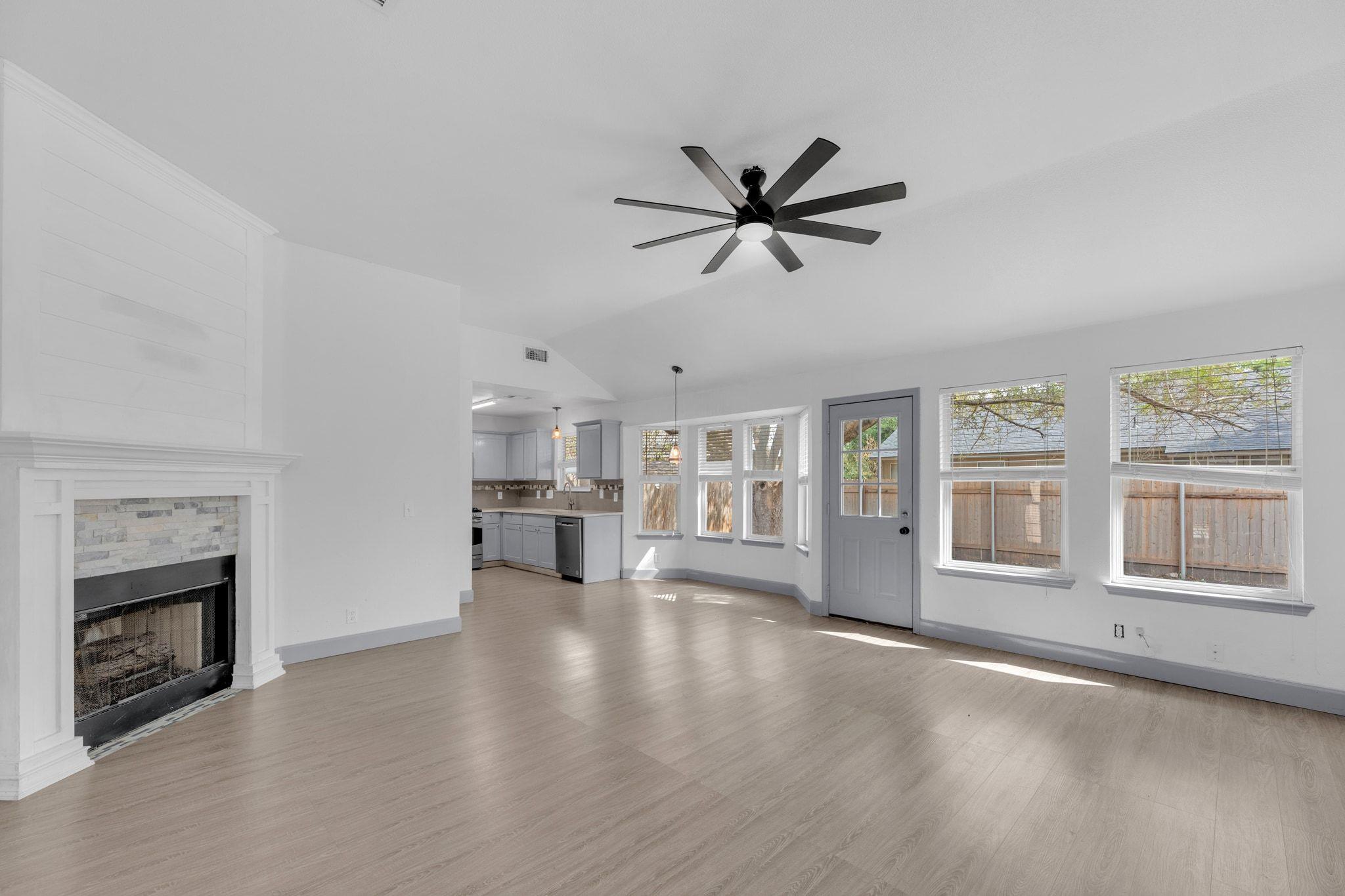 302 CLARKS WAY