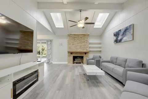 Photo of 2700 Kerrybrook LN, Austin, TX 78757 (MLS # 6377427)