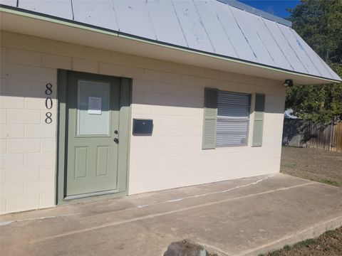 Photo of 808 Spring ST, Bastrop, TX 78602 (MLS # 3425330)